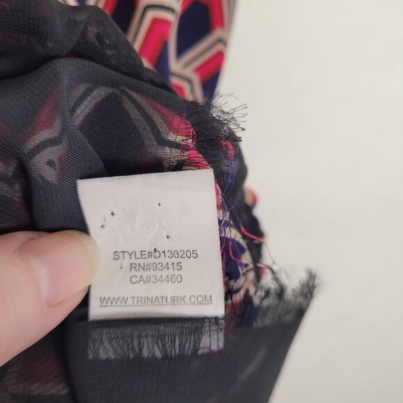 Trina Turk 100% silk blue geometric print elastic bubble hem blouse office retro - Picture 8 of 10